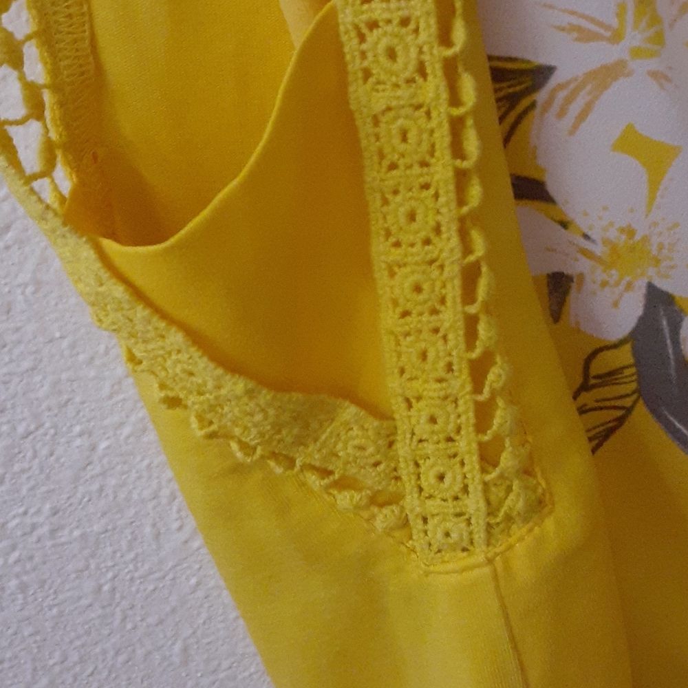 Ladies summer blouse - Picture 3 of 4